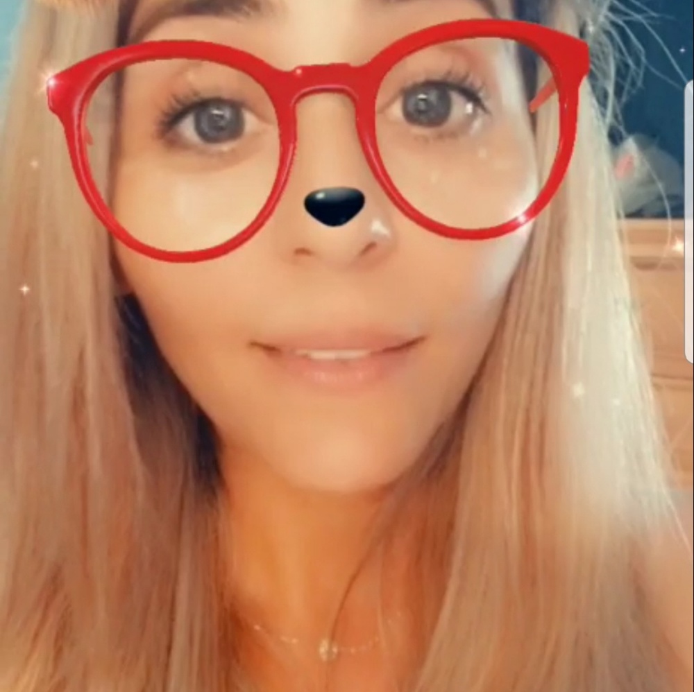 Meet your Posher, Vanessa